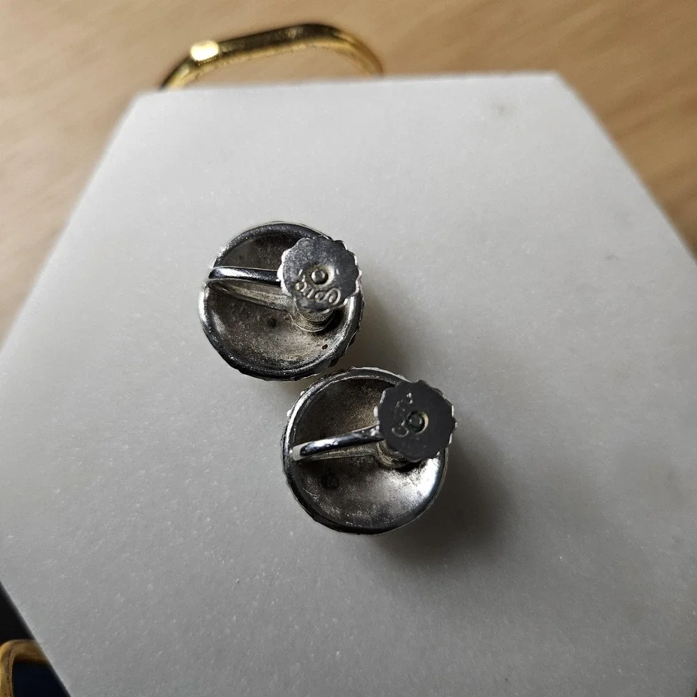 vintage Coro clear rhinestone silver‎ tone round screw back earrings